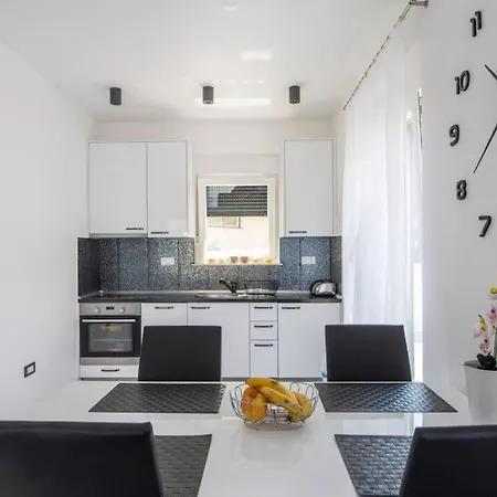 Holiday House Gavran Vodice Exterior photo