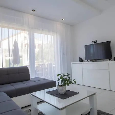 Holiday House Gavran Vodice Exterior photo